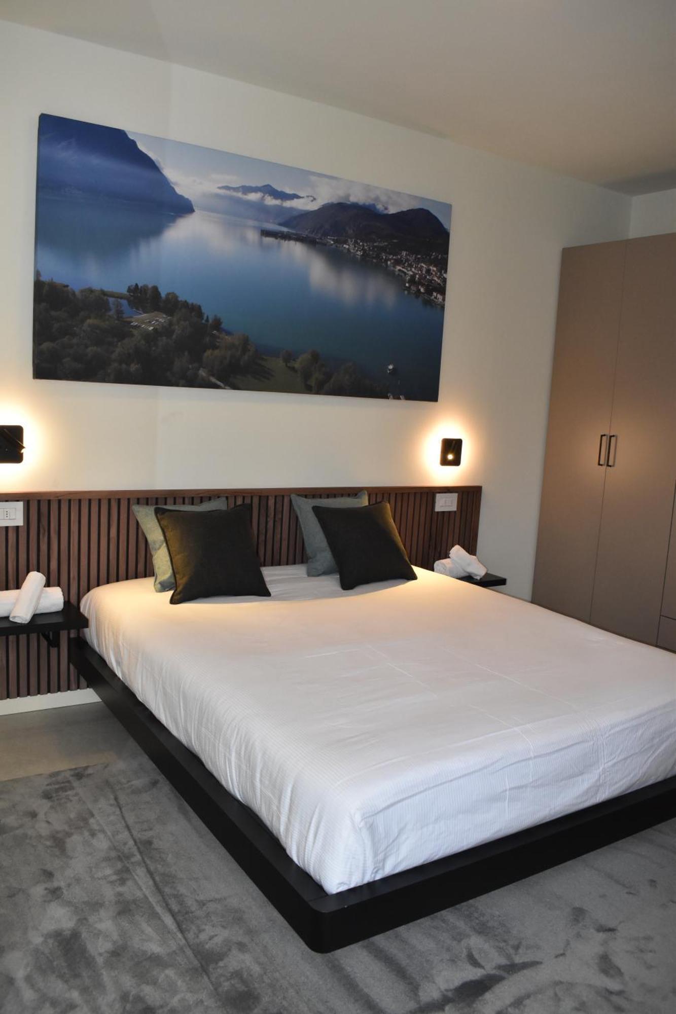 Apartamento Baia Delle Rose Via Roma 111 Costa Volpino Exterior foto