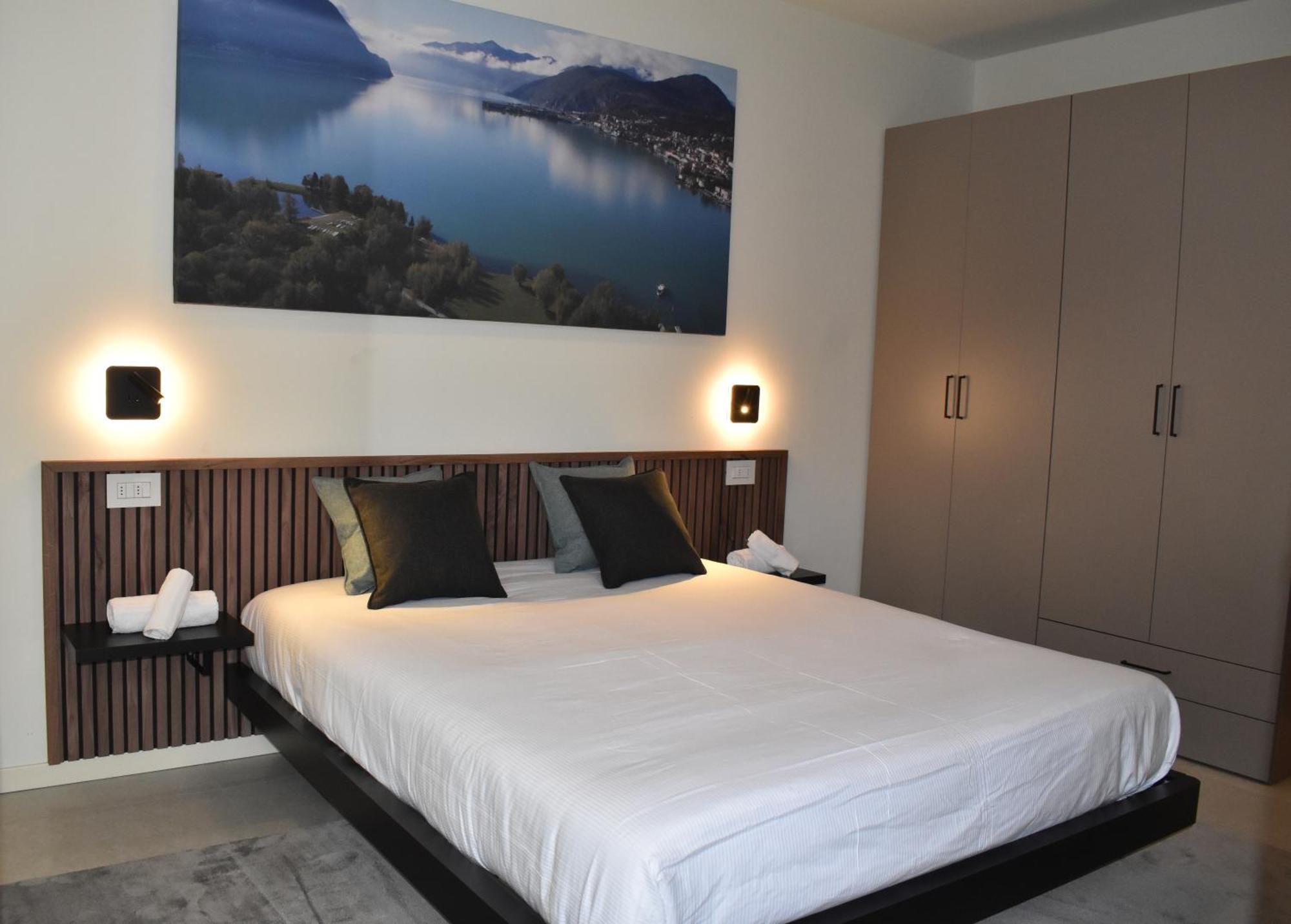 Apartamento Baia Delle Rose Via Roma 111 Costa Volpino Exterior foto