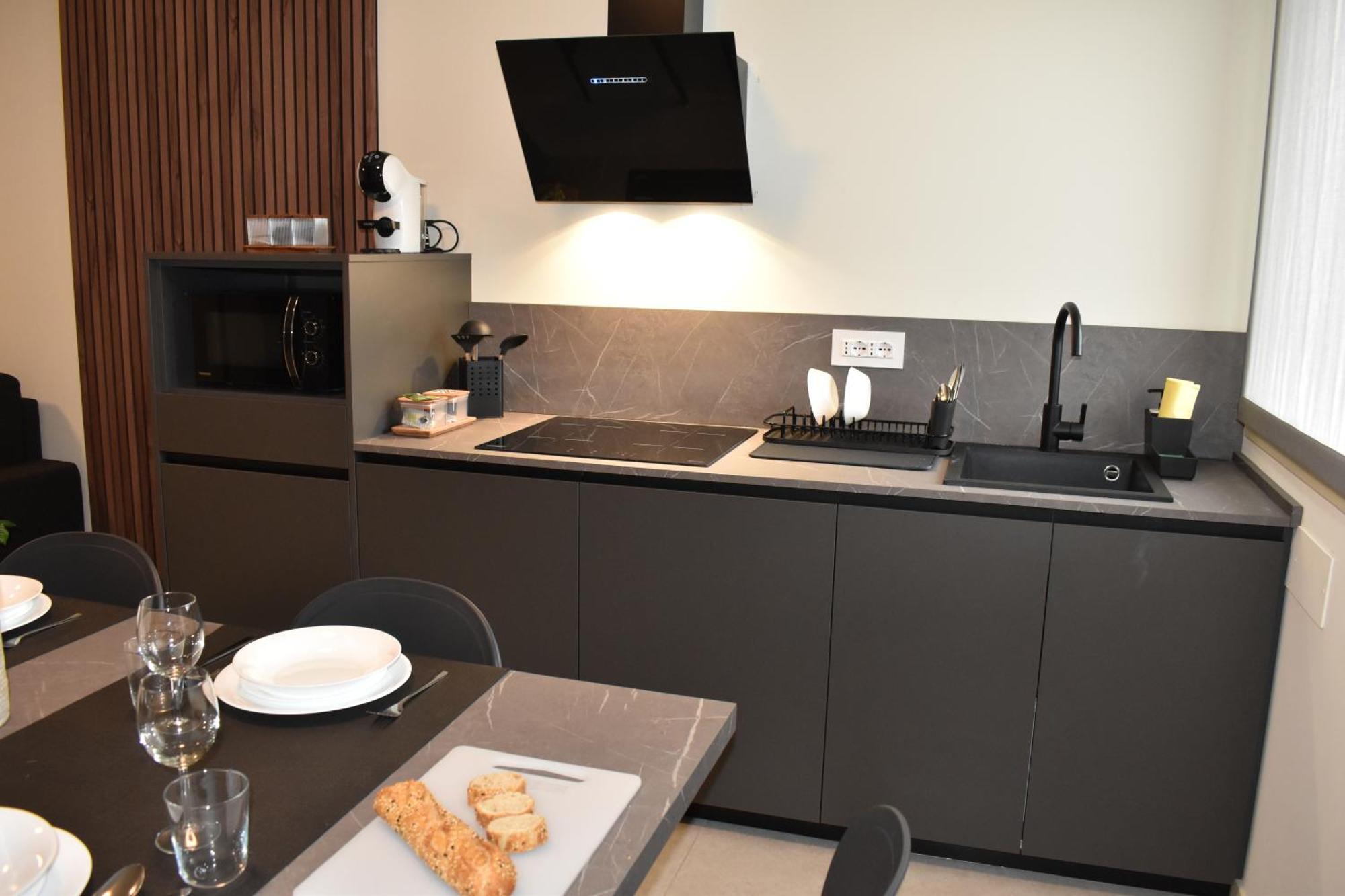 Apartamento Baia Delle Rose Via Roma 111 Costa Volpino Habitación foto