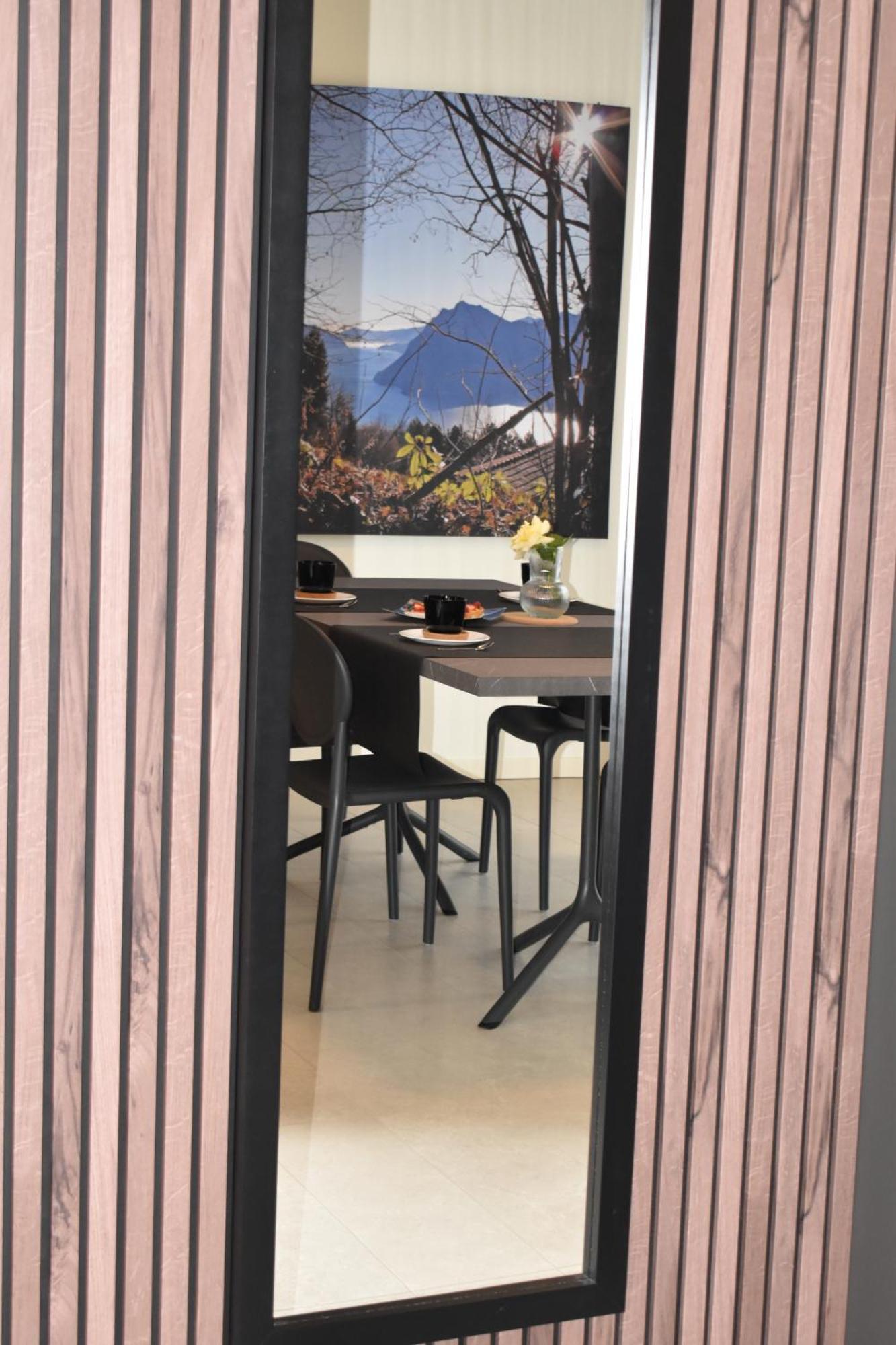 Apartamento Baia Delle Rose Via Roma 111 Costa Volpino Habitación foto