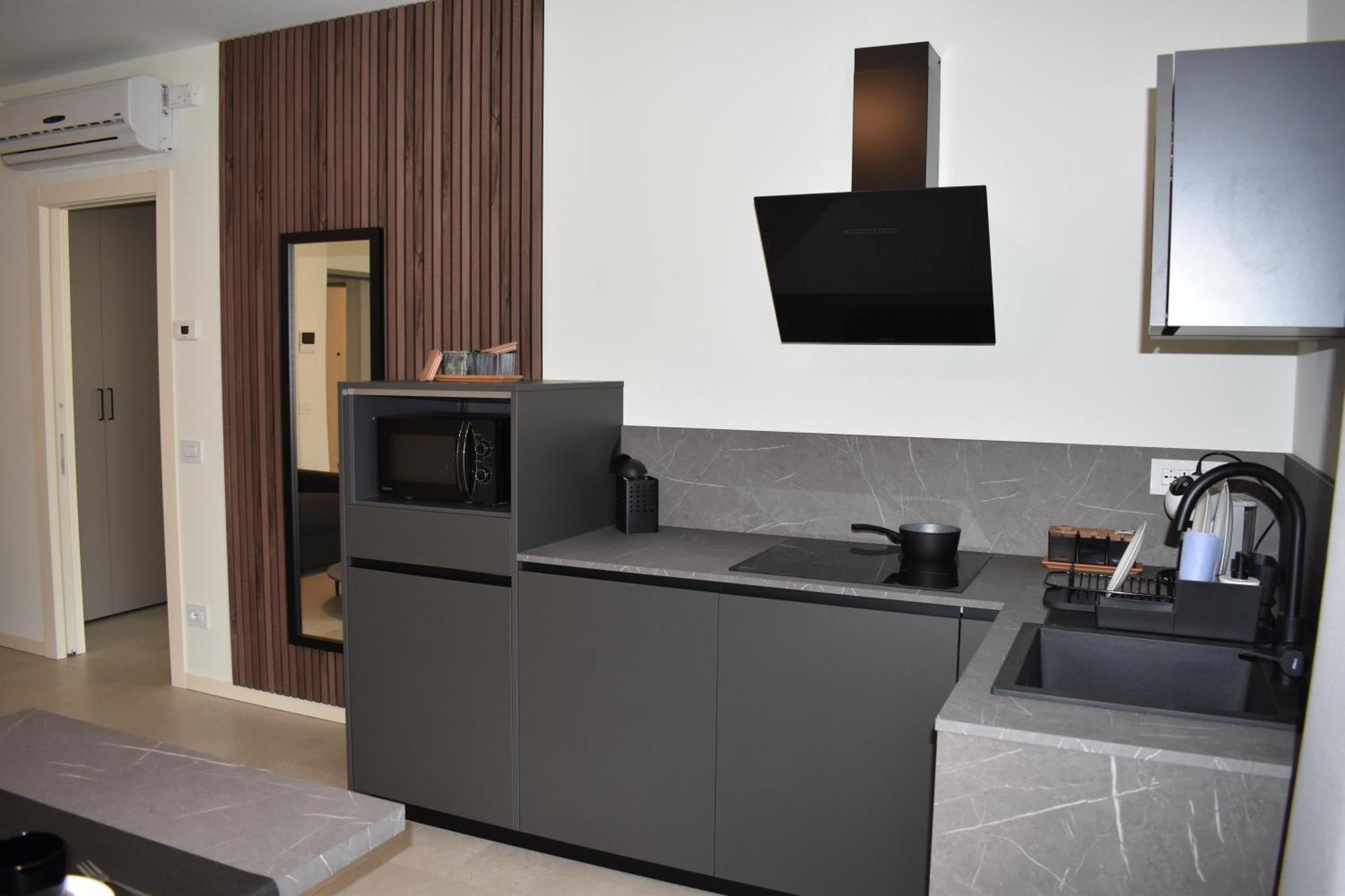 Apartamento Baia Delle Rose Via Roma 111 Costa Volpino Habitación foto